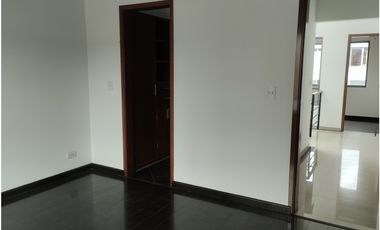 VENDO CASA CAJICA (EMN)