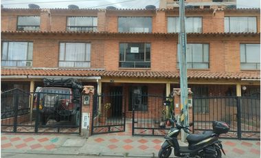 VENDO CASA CAJICA (EMN)