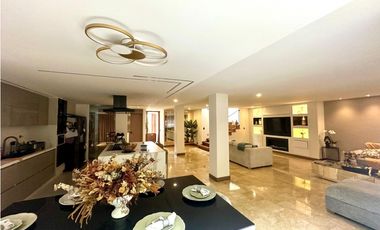 Casa en Venta en El Poblado sector San Lucas