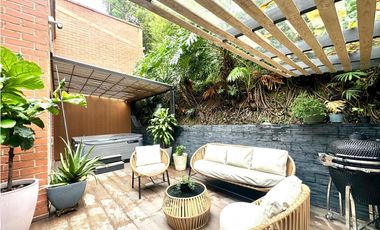 Casa en Venta en El Poblado sector San Lucas