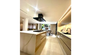 Casa en Venta en El Poblado sector San Lucas