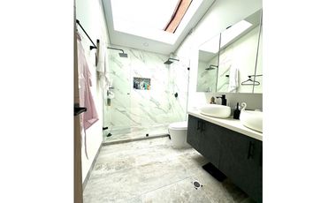 Casa en Venta en El Poblado sector San Lucas