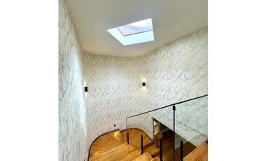 Casa en Venta en El Poblado sector San Lucas