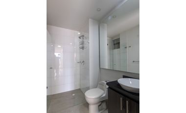 Apartamento Arriendo Santa Barbara - 80m2, 2H, 2B, 1P, 1D