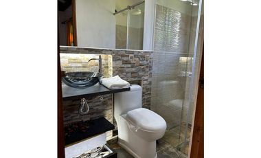 Se arrienda casa campestre en el municipio de Rionegro Antioquia.