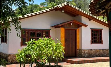 Se arrienda casa campestre en el municipio de Rionegro Antioquia.