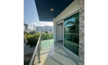 SE ARRIENDA HERMOSA CASA ESQUINERA EN ZONA NORTE DE MONTERIA