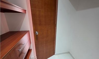 APARTAMENTO EN ULTIMO PISO LINDA VISTA UNIDAD COMPLETA