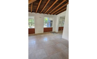 LOCAL COMERCIAL EN RENTA, SAN JAVIER CERCA AL METRO