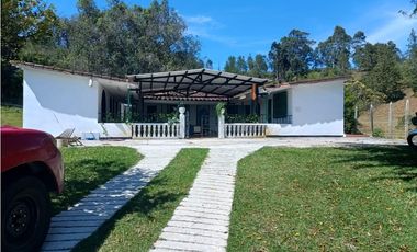 SE RENTA FINCA CAMPESTRE, GUARNE ANT, VEREDA LA CLARA