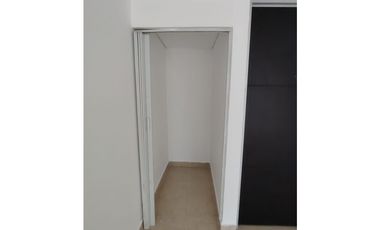 SE ARRIENDA LOCAL- SANTA LIBRADA