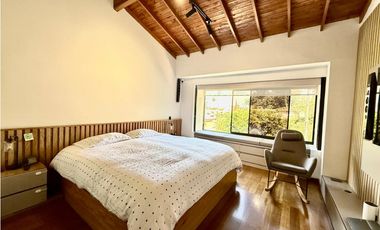 Casa parcialmente remodelada con jardín, deal para la familia