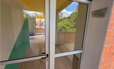 BUSCAS PRIVACIDAD APARTAMENTO EN UNIDAD DE POCOS APARTAMENTOS