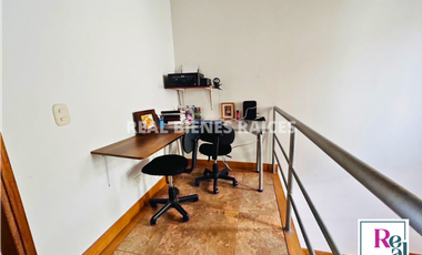 SE ARRIENDA HERMOSA Y AMPLIA CASA EN UNIDAD ABIERTA