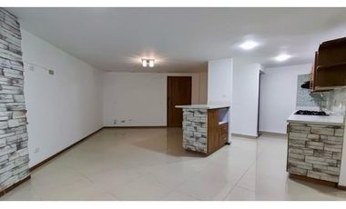 Vendo apto en perfecto estado Avesmarias Sabaneta, vista a verde