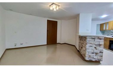 Vendo apto en perfecto estado Avesmarias Sabaneta, vista a verde