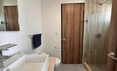 Lomas del Marques departamento nuevo en VENTA RAH4489