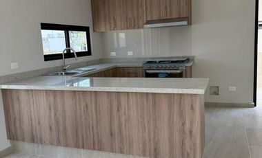 VENTA DE CASA EN RESIDENCIAL GARZA AZUL EN SAN MATEO ATENCO