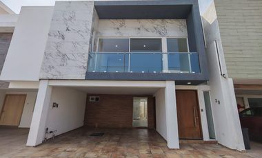Casa en Venta en Parque Mediterráneo
