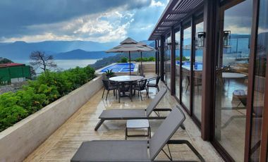 Casa en condominio en Valle de Bravo