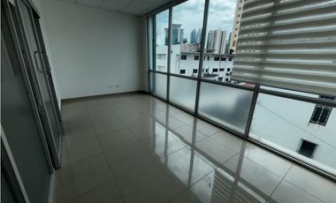 EL CARMEN / OFICINAS COMERCIAL / PLAZA KORINTHO / 65M2