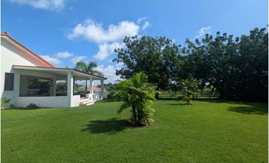 VENTA DE HERMOSA HACIENDA PACIFICA  EN SAN CARLOS 370M2