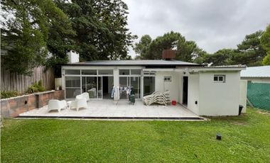 CASA MODERNA EN BETBEDER 670