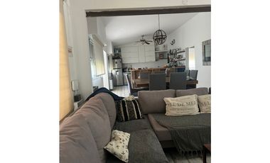 CASA MODERNA EN BETBEDER 670