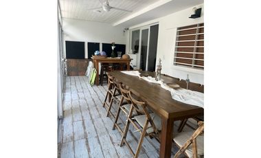 CASA MODERNA EN BETBEDER 670