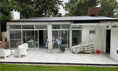 CASA MODERNA EN BETBEDER 670
