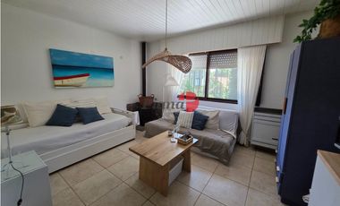 Departamento en Venta - Zona Dúplex - Luminoso - Cochera - Parrilla