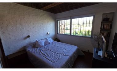 EXCELENTE PROPIEDAD SOBRE CANCHA CLUB M. D. P. GOLF LOS ACANTILADOS