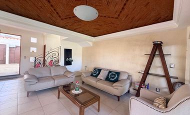 Casa en Fraccionamiento en Lomas del Sol Cuernavaca - ROQ-1389-Fr