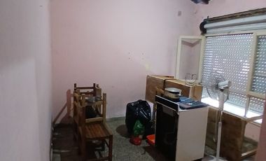 Casa en venta en Isidro Casanova