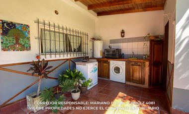 Casa en venta c/ cochera en Burzaco