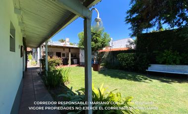 Casa en venta c/ cochera en Burzaco