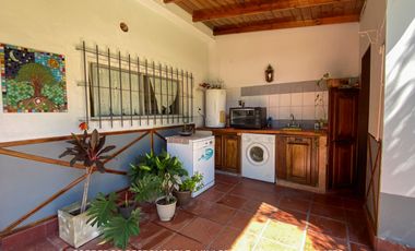 Casa en venta c/ cochera en Burzaco