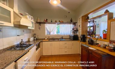 Casa en venta c/ cochera en Burzaco