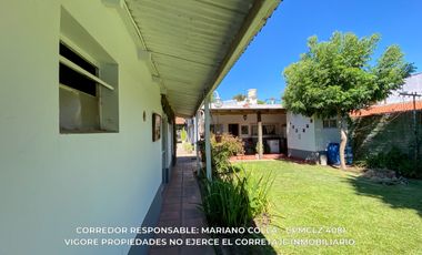 Casa en venta c/ cochera en Burzaco