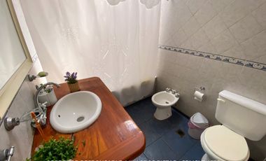 Casa en venta c/ cochera en Burzaco