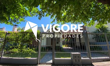 Casa en venta c/ cochera en Burzaco