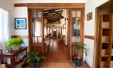 Casa en venta c/ cochera en Burzaco