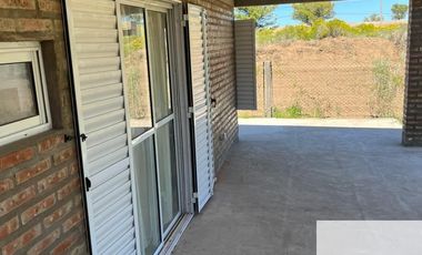 Casa en venta c/ cochera en Balneario Pehuen Co