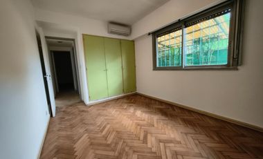 ALQUILER MARTINEZ PH 5 AMBIENTES CON COCHERA