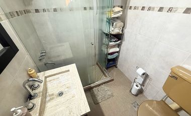 CASA EN VENTA RECICLADA A NVA SARANDI AVELLANEDA