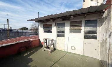 CASA EN VENTA RECICLADA A NVA SARANDI AVELLANEDA