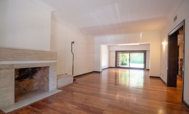 Casa en alquiler en Martínez vías a Libertador