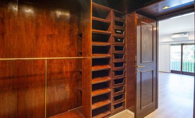 Casa en alquiler en Martínez vías a Libertador