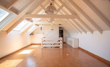 Casa en alquiler en Martínez vías a Libertador