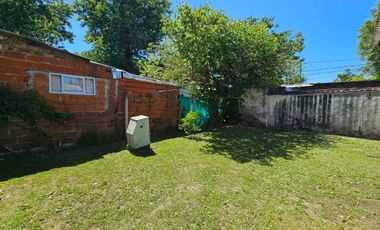 VENTA Casa de 3 ambientes Del Viso - Jardín